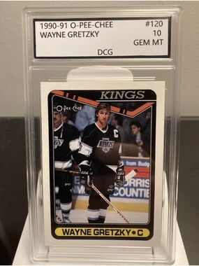 Encapsulated Hockey Card in Black — Gem Mint Holder